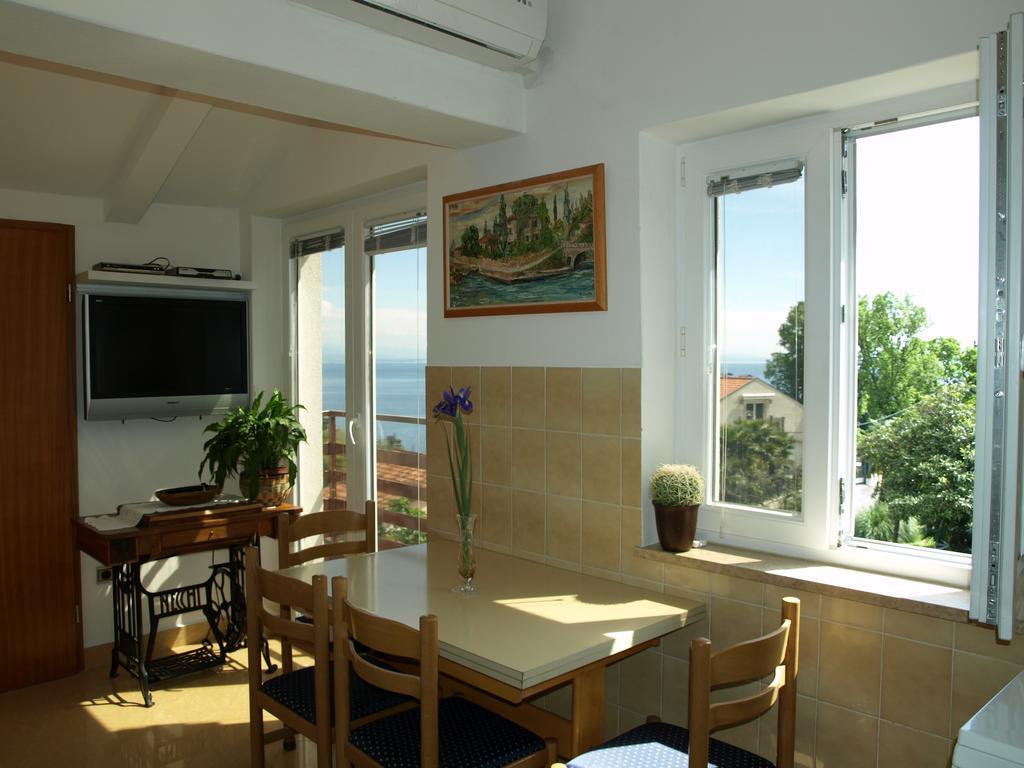 Apartment Meri Ičići Cameră foto